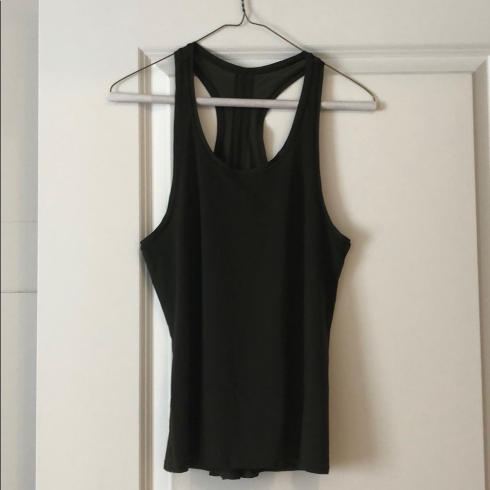 Lululemon split back tank